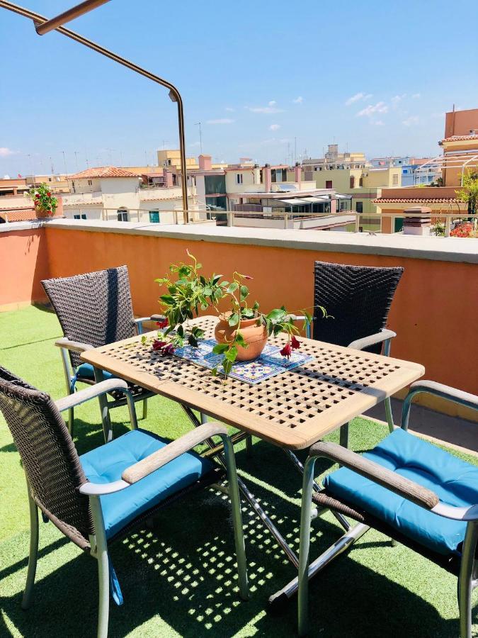 Ferienwohnung Penthouse Sea View Lido di Ostia Exterior foto