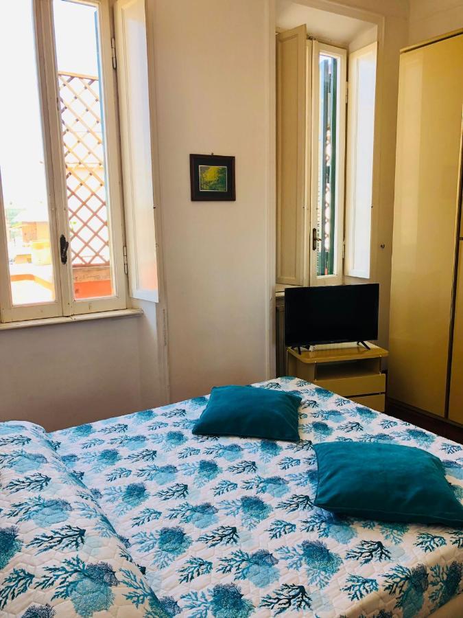 Ferienwohnung Penthouse Sea View Lido di Ostia Exterior foto