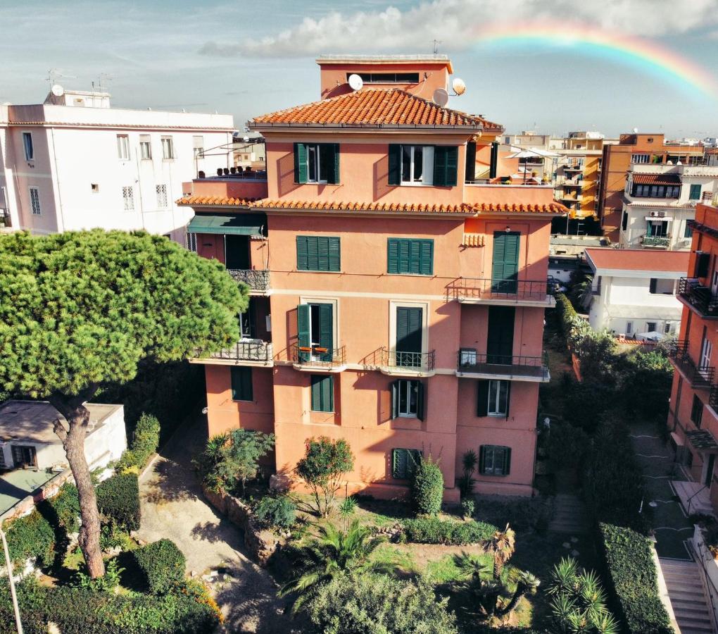 Ferienwohnung Penthouse Sea View Lido di Ostia Exterior foto